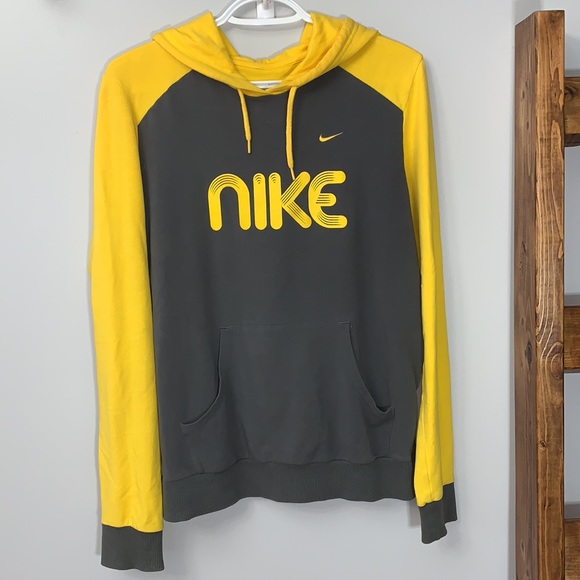 ✔️ Nike 💛 sweater - Picture 2 of 8